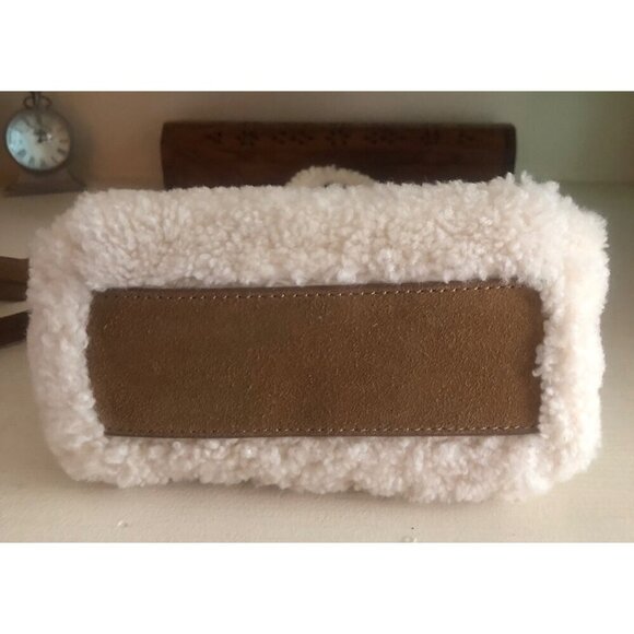 TELFAR X UGG Small Shoppers Bag Shearling Tote Chestnut & Natural - Picture 7 of 16